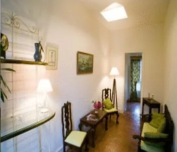 Chateau De Sarceaux